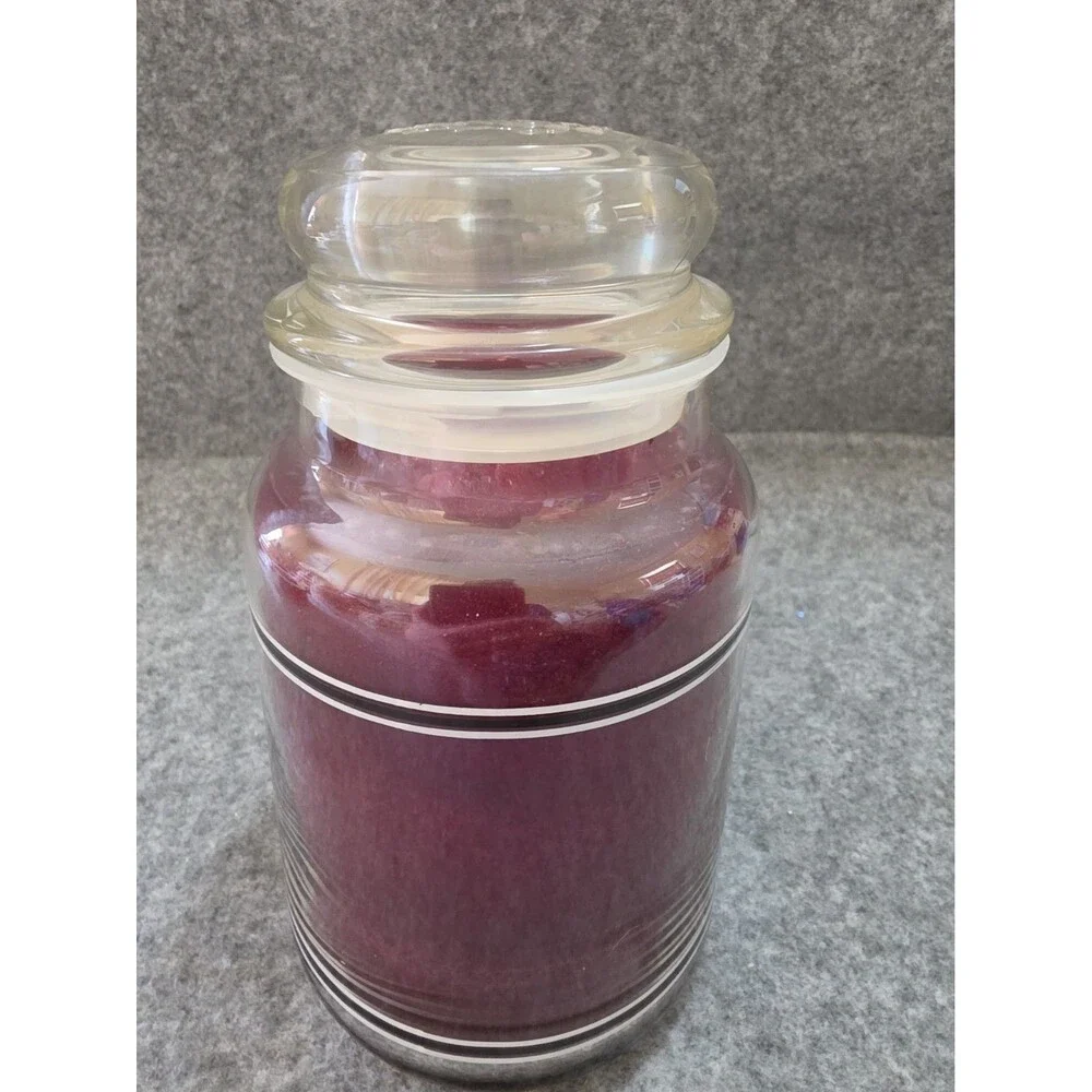 Yankee Candle Cranberry Chutney Black Band 22oz Jar With Lid Brand NEW.